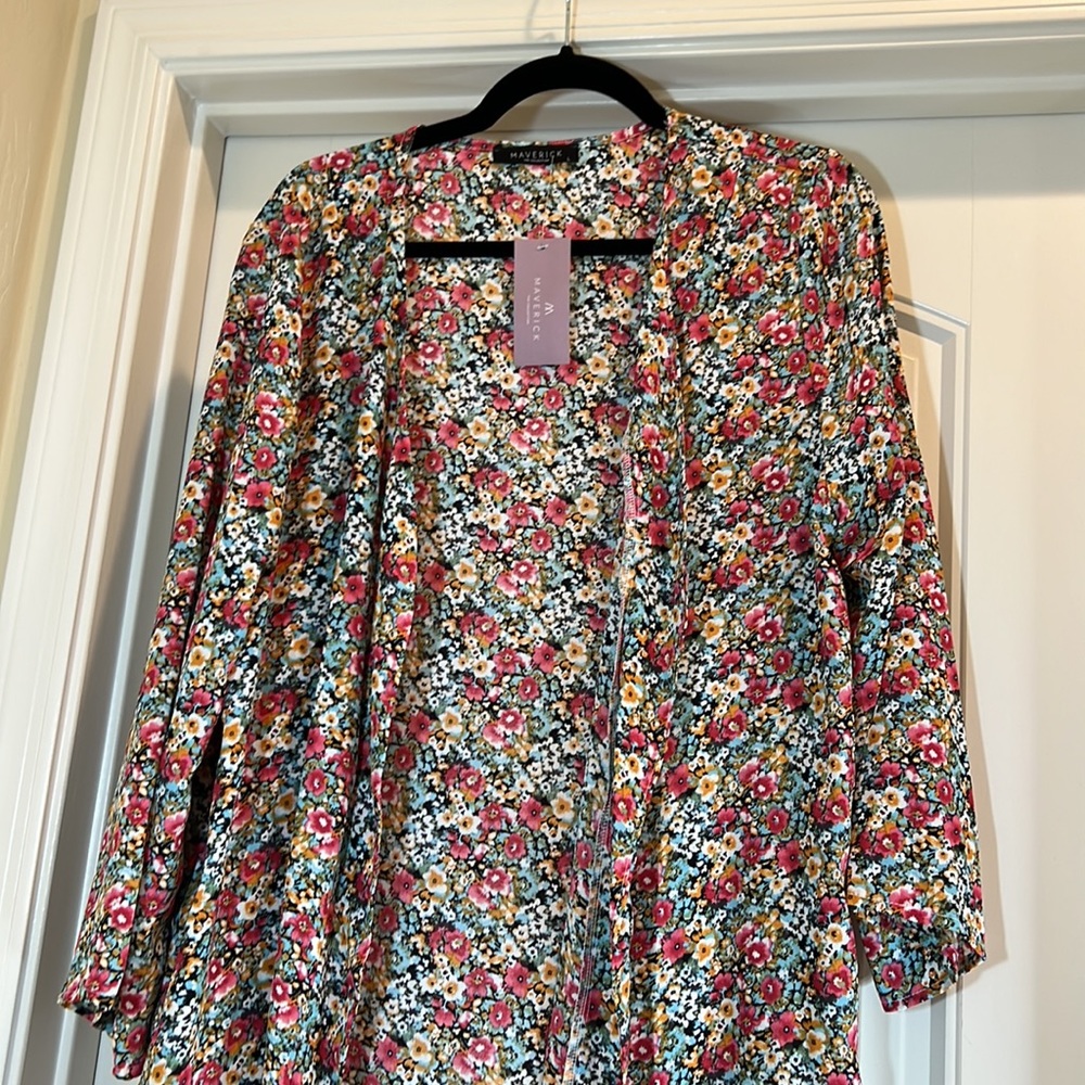 Maverick The Collection Floral Kimono Large